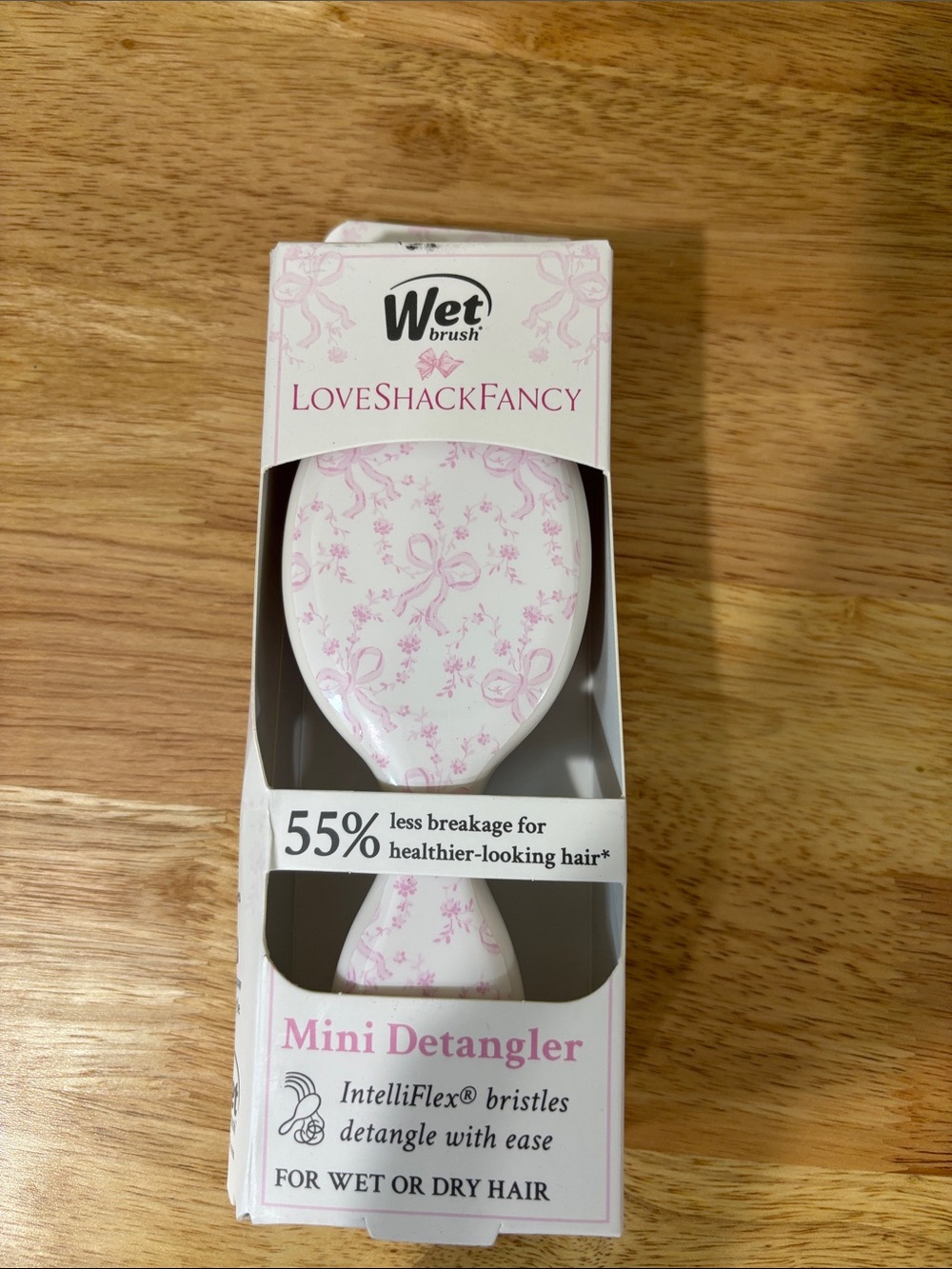 LoveShackFancy Wet Brush Mini Detangler in White and Pink